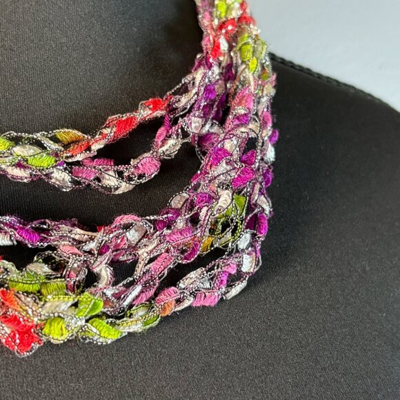 Colorful accesory - Picture 2 of 4